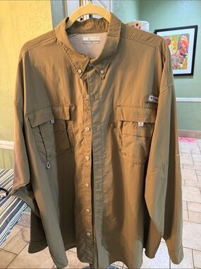 Columbia Olive/Tan Long Sleeve Outdoor Button-Up Shirt